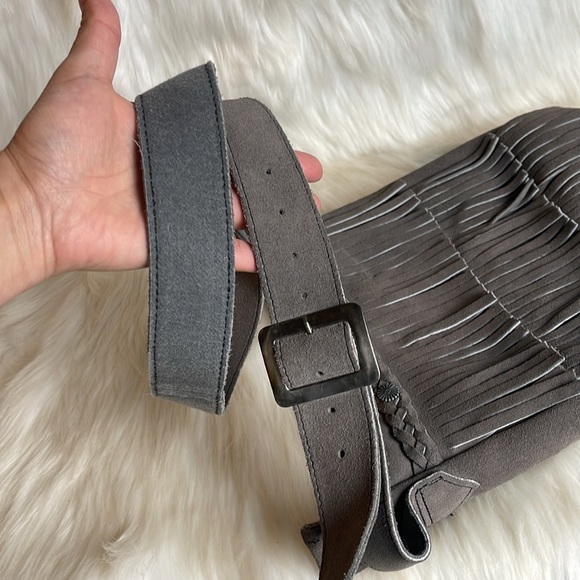 Minnetonka Fringe Genuine Leather Crossbody - Picture 16 of 16